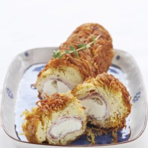 CAPRINI AVVOLTI IN PANCETTA TIROLESE E TAGLIOLINI FRITTI - 1334