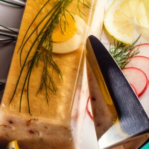 S 110890 MOUSSE DI NASELLO AL PEPE ROSA