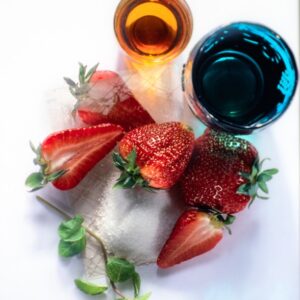 FRAGOLE, COLLA DI PESCE, ZUCCHERO, MENTA, LIQUORE, ACQUA - 3865