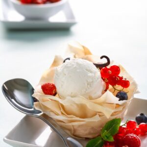 GELATO ALLA VANIGLIA CON MACEDONIA DI FRUTTI DI BOSCO - 1379