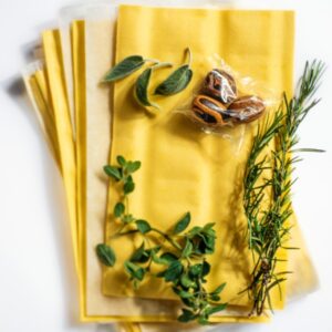 INGREDIENTI, PASTA FORMATO LASAGNE, SALVIA, ROSMARINO, ORIGANO FRESCO, NOCI - 3938