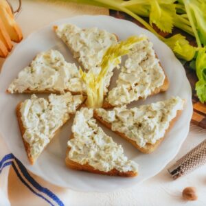 TARTINE AL FORMAGGIO E SEDANO - S55940 - 4701