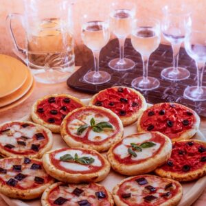 PIZZETTE CON PEPERONI OLIVE E PIZZETTE MARGHERITA - S87910 - 4826