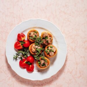 VOL AU VENT CON FEGATINI DI POLLO AL MARSALA E PISELLI - S 143920 - 4832