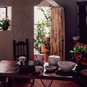 TAVOLO CASA DI CAMPAGNA E CONTENITORI - 5145