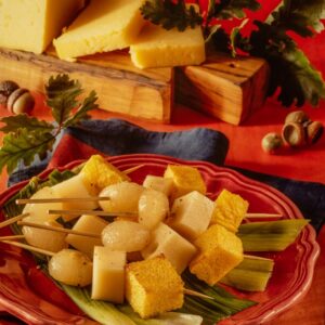 SPIEDINI DI POLENTA EMMENTAL E CIPOLLINE - 7037