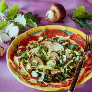CARPACCIO DI BRESAOLA E FUNGHI