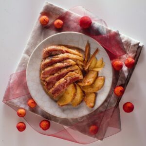 PETTO D'ANATRA CON MELE E CORBEZZOLI - 7100