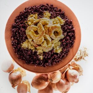 RISO ROSSO CON GAMBERONI CIPOLLE E ZAFFERANO - 7156