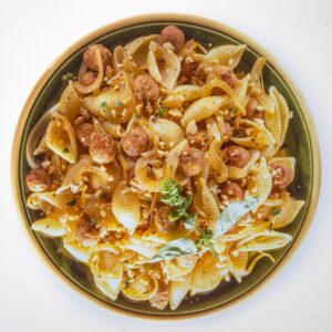 CONCHIGLIE CON POLETTINE E NOCI