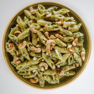PENNE CON PESTO DI RUCOLA CON ANACARDI - 7181