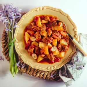 SPEZZATINO CON PATATE CON WURSTEL - 8025