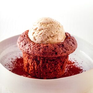 TORTINO CIOCCOLATO CON GELATO ALLA NOCCIOLA