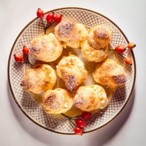 BIGNÈ CON CREMA PASTICCERA ALLO ZABIONE