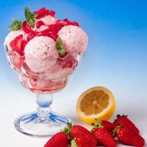 GELATO ALLA FRAGOLA, FRAGOLE - 9282