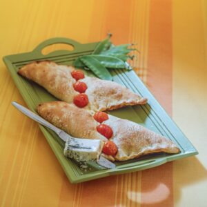 PANZEROTTI CON GORGONZOLA TACCOLE  E POMODORINI - 9709