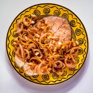 SALMONE CON CIPOLLE MANDORLE UVETTA - 9733