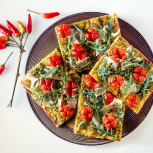 PIZZA CON POMODORINI RUCOLA ORIGANO E PEPERONCINI - 9782
