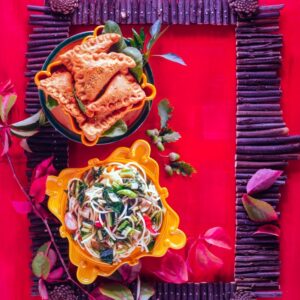 SPAGHETTI CON CATALOGNA E PEPERONCINO, TRIANGOLI AL FARRO CON ROBIOLA E NOCI - 9842