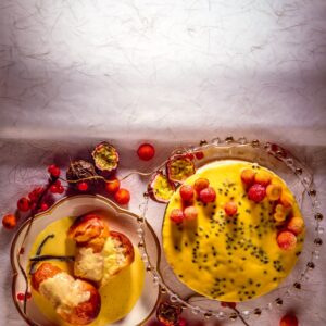 TORTA CON CREMA AL FRUTTO DELLA PASSIONE CORBEZZOLI E BABÀ ALLA CREMA VANIGLIA - 9873