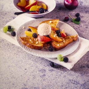 PANBRIOCHES ALLA FRUTTA CON GELATO ALLA PANNA - 9877