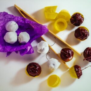 CILIEGIE AL CIOCCOLATO E CILIEGIE GLASSATE - 1927