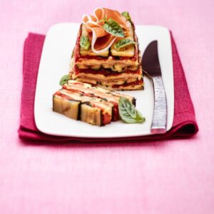 INVENTATI CON QUEL CHE TROVO IN FRIGORIFERO - MATTONELLA DI POMODORI ZUCCHINE PROSCIUTTO CRUDO - 3134