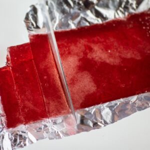 DADI DI GELATINA ALLE FRAGOLE - (Step 1)- 4460