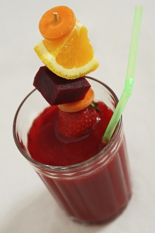 CENTRIFUGATO DI CAROTA ARANCIA BARBABIETOLA FRAGOLA - 1539