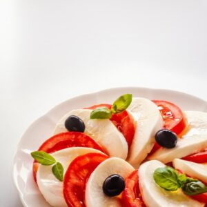 CAPRESE MOZZARELLA POMODORI E BASILICO - 4277