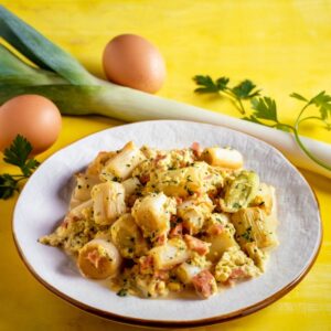 PORRI CON UOVA E PROSCIUTTO COTTO - 5820