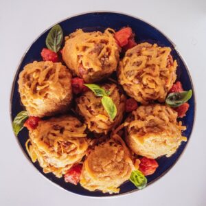 AGGLOMERATI DI LINGUINE MELANZANE POMODORI E CREMA DI CECI - 5836