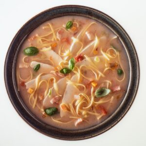 MINESTRA DI LINGUINE CON PARMIGIANO POLLO E PANCETTA - 5887