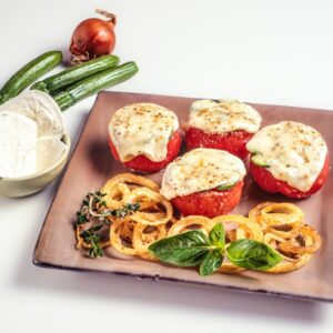 POMODORI FARCITI AL FORNO CON ZUCCHINE CIPOLLE E MOZZARELLA - 5973