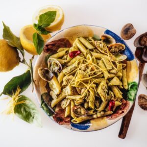 PENNE CON VONGOLE CARCIOFI E PESTO - 6003