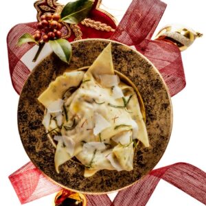 RAVIOLONI DI BRANZINO CON PANNA E ZAFFERANO - 6059