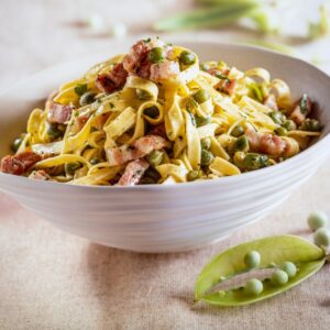 TAGLIATELLE CON PANCETTA E PISELLI - 6125