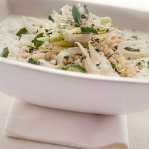 ZUPPA DI ORZO CIPOLLE FINOCCHI MENTA E PEPERONCINO - 6254