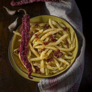 PASTA CON I PEPERONI CRUSCHI - 6387