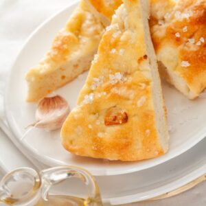 FOCACCIA ALL’AGLIO E OLIO – SICILIA - 0795