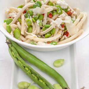 PASTA MISTA CON FAVE FRESCHE E RICOTTA - 0812