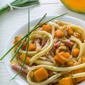 MACCHERONI CON ZUCCA E SPECK - K2312