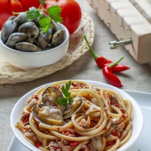 SPAGHETTI ALLA CHITARRA CON VONGOLE VERACI - 2152