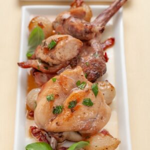 CONIGLIO CON CIPOLLINE - 2977