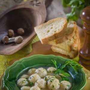 MINESTRA CON POLPETTE DI RANA - K0531