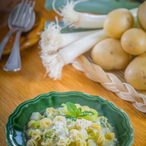 MINESTRA DI PASTA, PATATE E PORRI - K0687