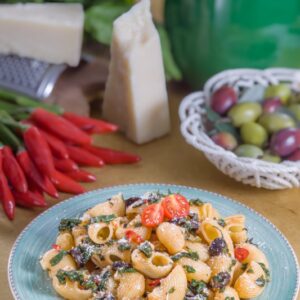 PIPE RIGATE CON BIETOLE E OLIVE - 3618