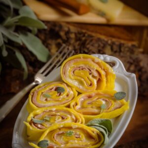 ROTOLO CON FONTINA E PROSCIUTTO - 3926