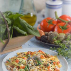 RAVIOLI DI PESCE AL SUGO DI VONGOLE - 3709