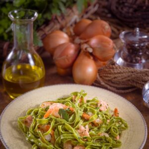 FETTUCCINE VERDI CON TROTA SALMONATA - 3983